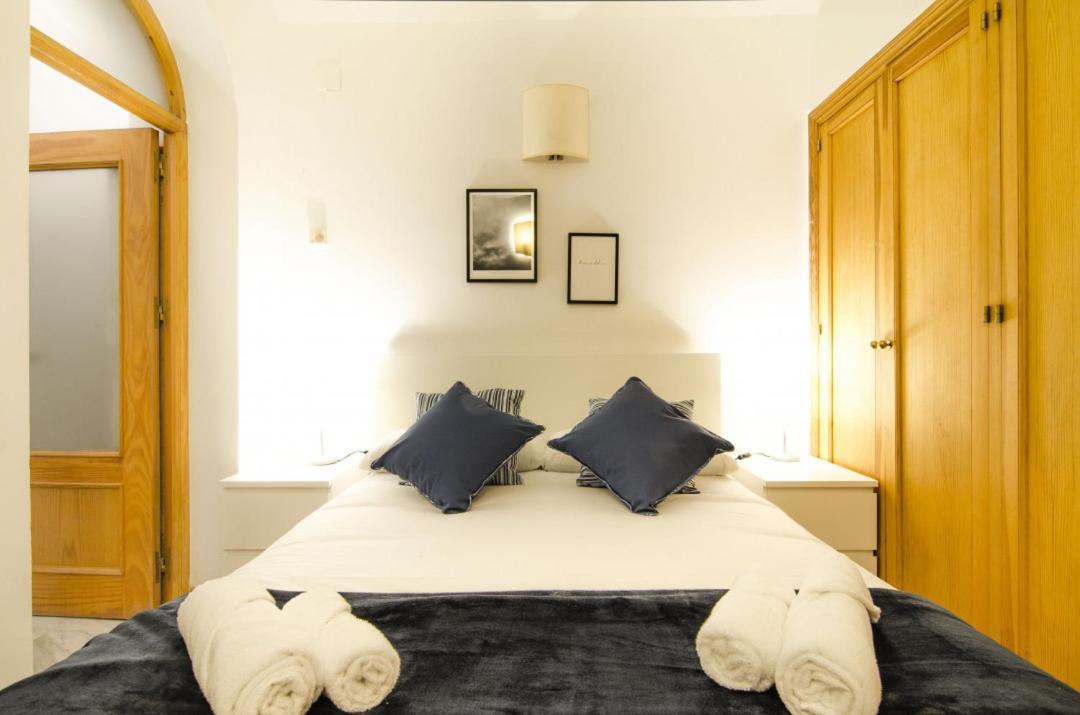 Fresa, 3 * Madrid